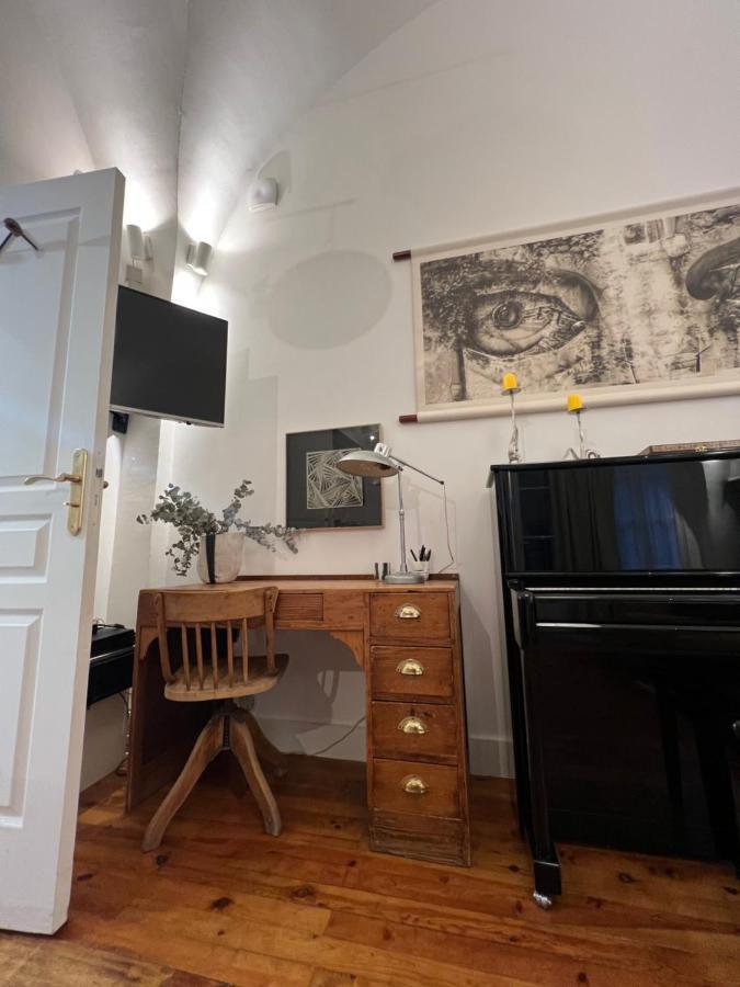 Apartamento Courbet'S Bachelor Pad Montpellier Exterior foto